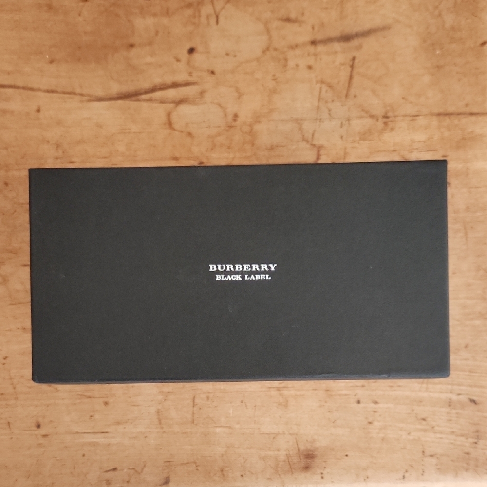 Burberry Black Label Vintage Wallet - Picture 15 of 15